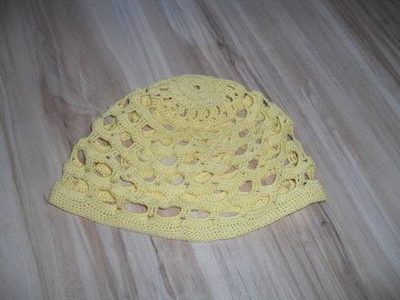 Dievčenská háčkovaná baretka - nenosená(nepoužitá), 104