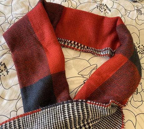 Elegantný mäkký obojstranný šál uni, 