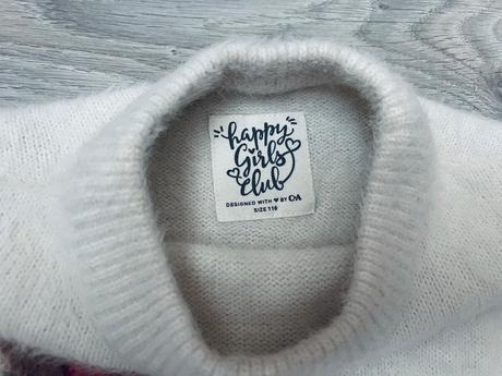 Chlpatý svetrík so srnkou c&a 116, c&a,116