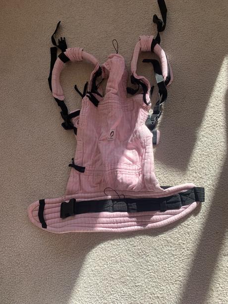 Ergonomicky nosic rischino, rischino