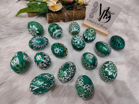 Kraslice madeirové zdobené voskom, 