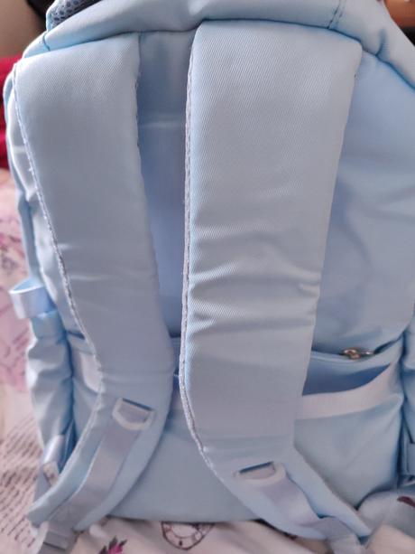 Ruksak skolsky s peracnikom, 