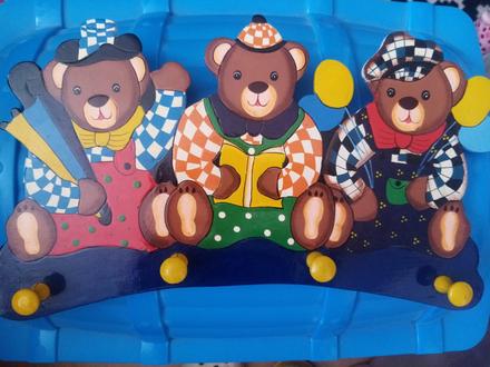 Drevený vešiak  pre deti, 