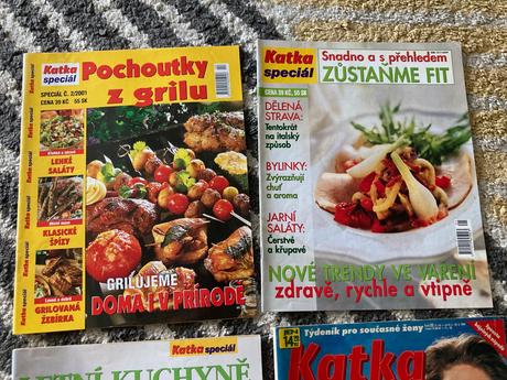 Časopisy varenie pečenie 6ks,