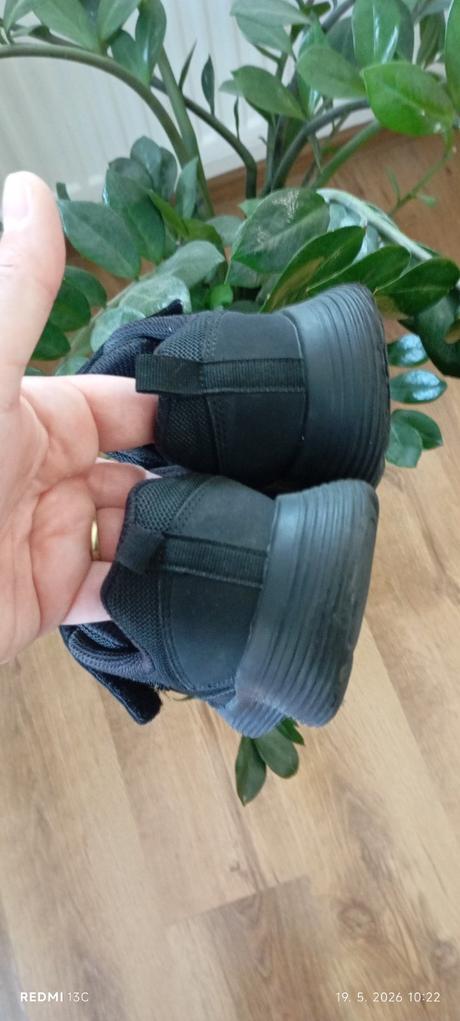 Tenisky, skechers,32