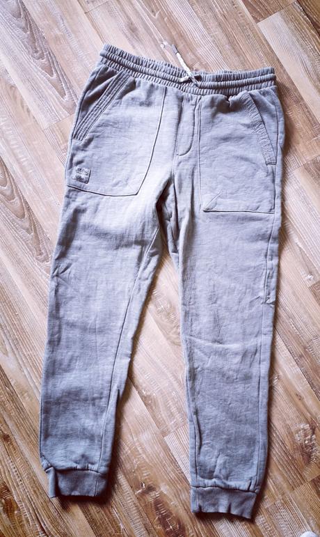 Tepláky reserved, reserved,158