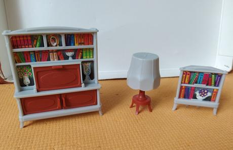 Starožitnosti hračky,