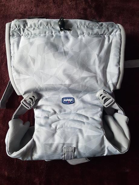 Nosič chicco easyfit, chicco