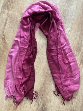 Šal ruzovy kašmir, 