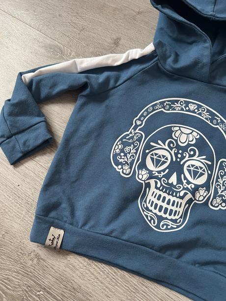 Mikina s kapucnou, 92