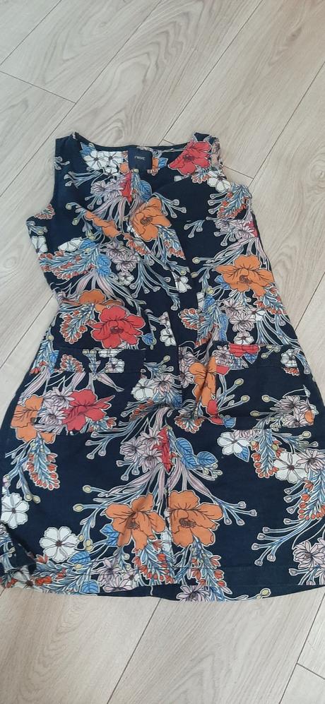 Dievcenske saty next na 10r, next,140