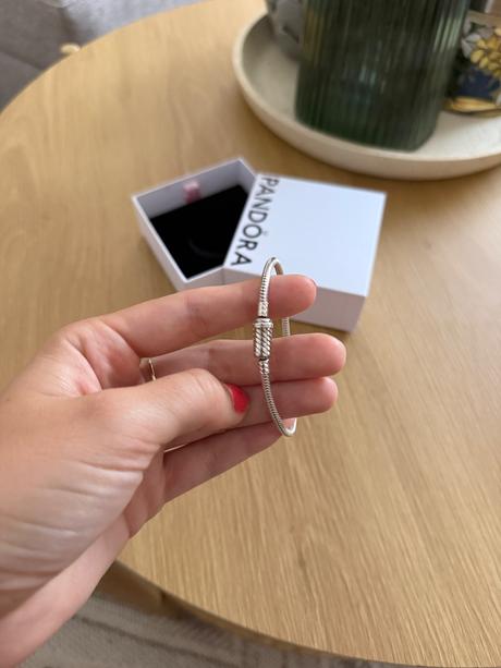 Pandora naramok, pandora