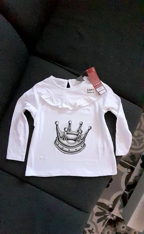 Nové tričko s korunkou, 104