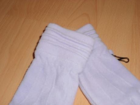 Bledo-fialove rukavice, 128