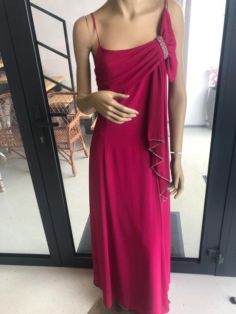 Spoločenské šaty, 40