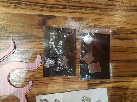 Vyroba nahrdelnikov a priveskov, 