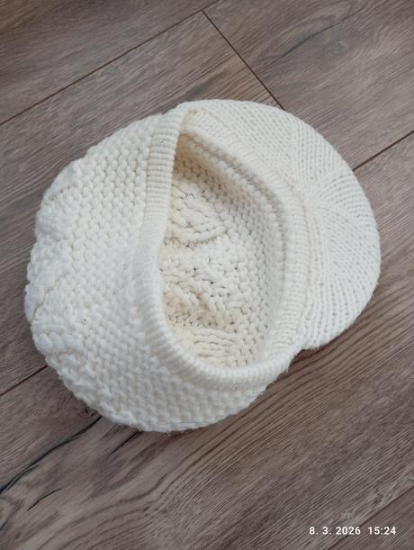 Teplá "šiltovka" (už s poštovným), 