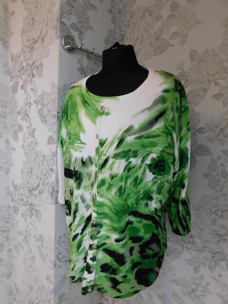 Luxusny kvalitny velmi pekny komplet/set, 50