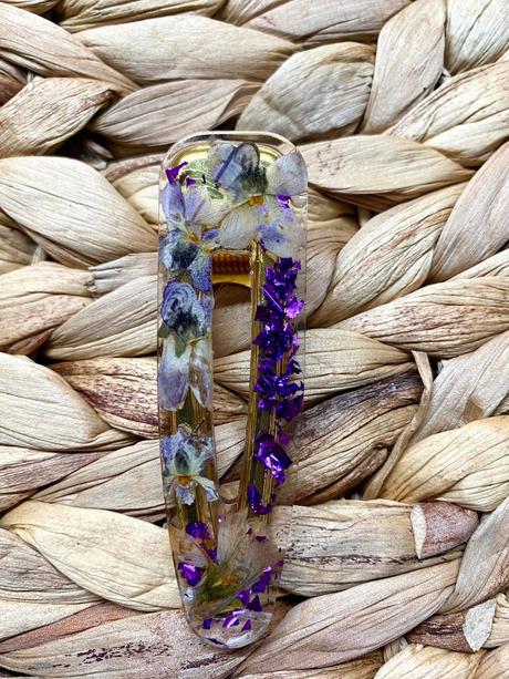 Ručne vyrobené živicové sponky do vlasov, 