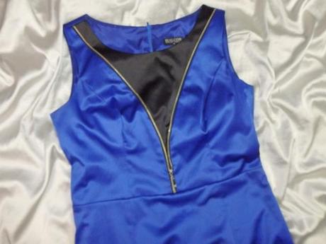 Kvalitné tmavomodré šaty, 42