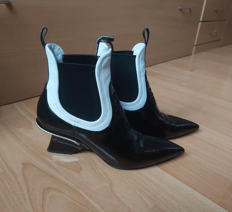 Kožené extravagantné čižmy prada, prada,36