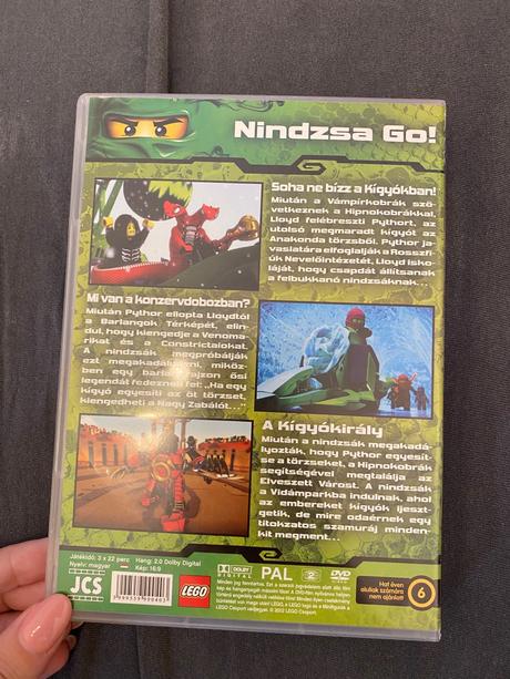 Dvd ninjago po maďarsky, 