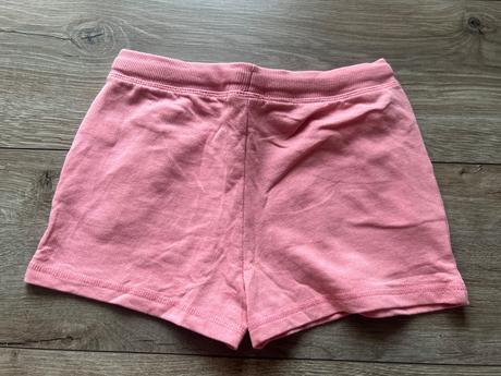 Barbie šortky, sinsay,146