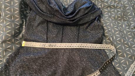 Spoločenské šaty, 40