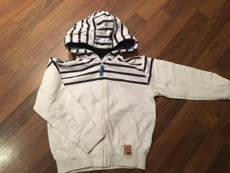 Mikinka na leto, next,116