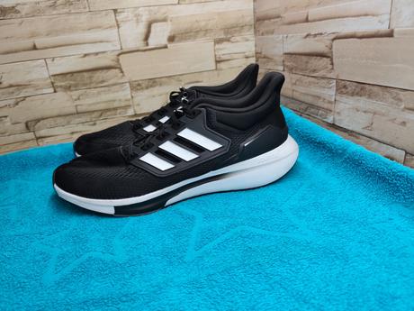 Adidas 46 - čierne bežecké tenisky, adidas,46