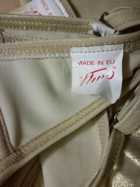 Zlaté plavky, timo,s