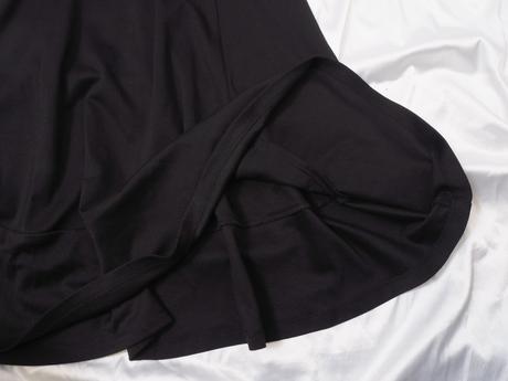 Luxusné čierne úpletové šaty, s