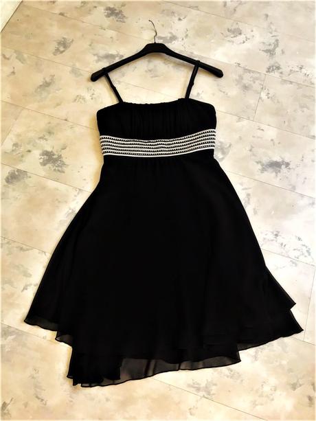 Luxusné spoločenské šaty, s