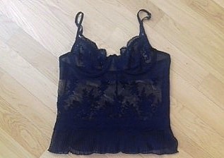 Krajkova kosielka, s