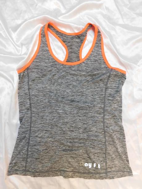 Damske fitnes tielko, 38