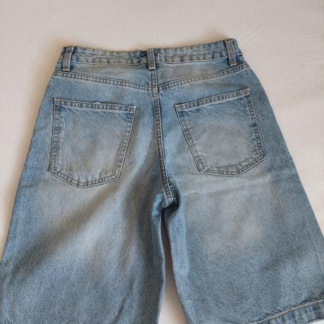 Riflove kratasy nad kolena, bershka,34