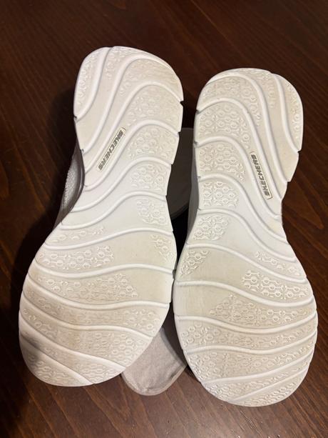 Tenisky, skechers,37