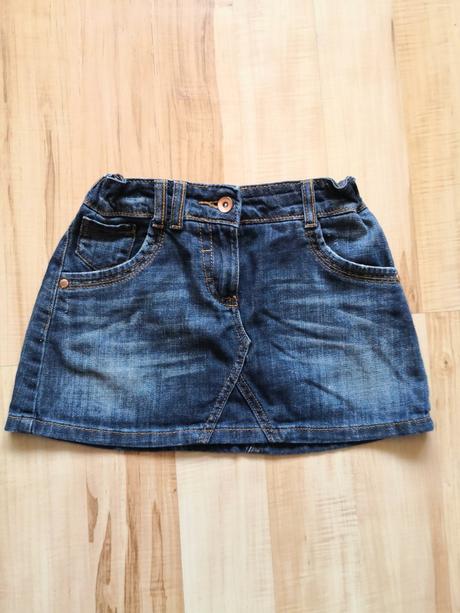 Riflova mini suknička, marks & spencer,146