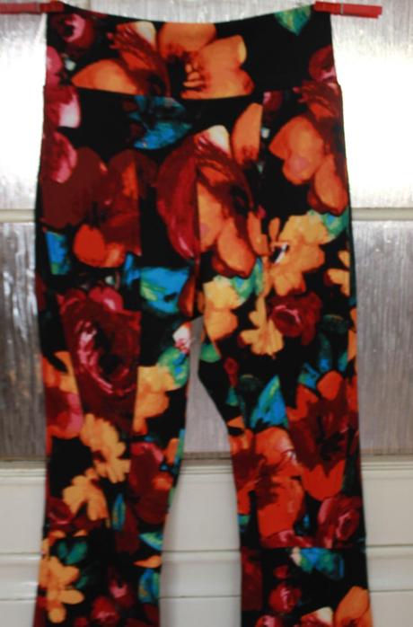 Exkluzivne vesele nohavice, s