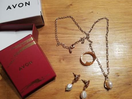 Set bižutérie, avon