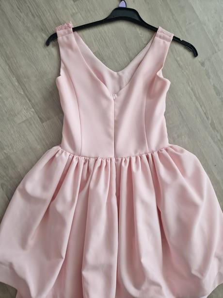 Predám krásne spoločenské šaty, 34