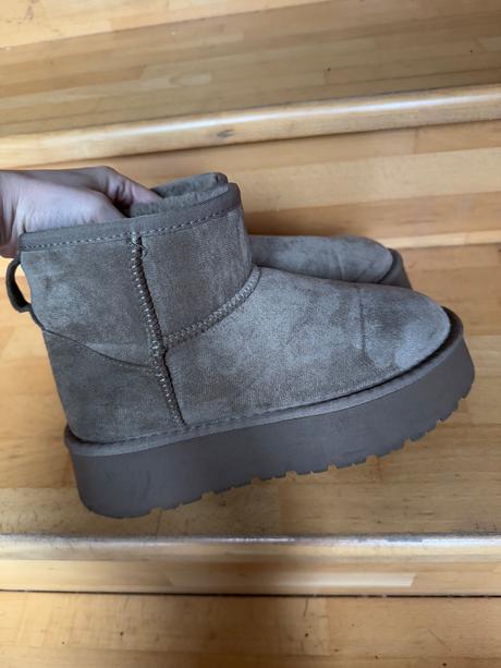 Snehule, deichmann,36