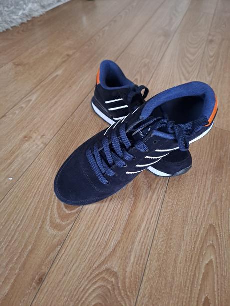 Pohodlné tmavomodré tenisky, 40