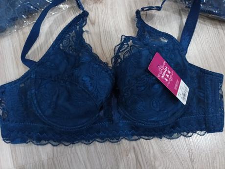 Podprsenka 3 ks nová, active,85b