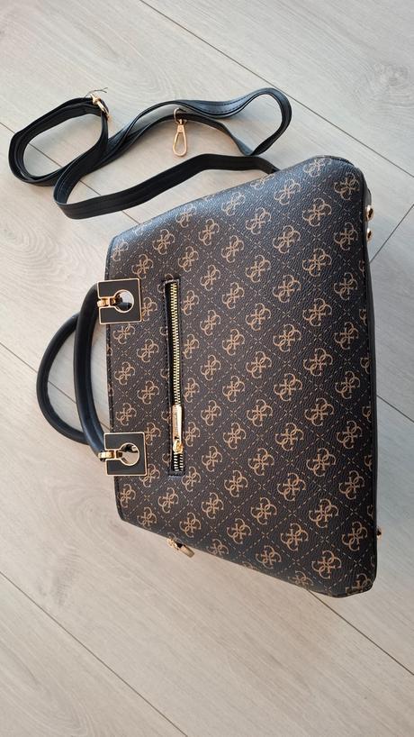 Kabelka guess - nová, guess