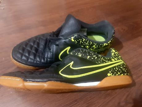 Botasky, nike,38