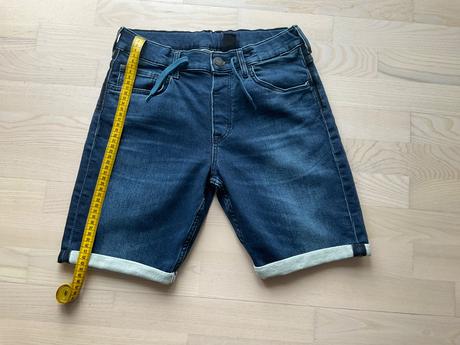 Krátke rifle, h&m,158