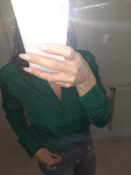 Krásna šmaragdovozelená blúzka, bershka,m