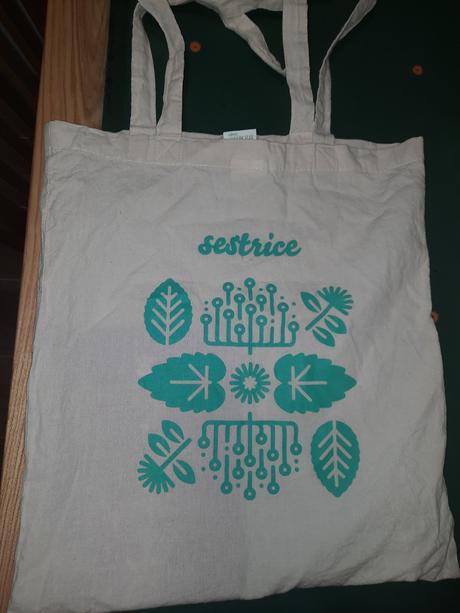 Satka sestrice slncia velk.5, sestrice