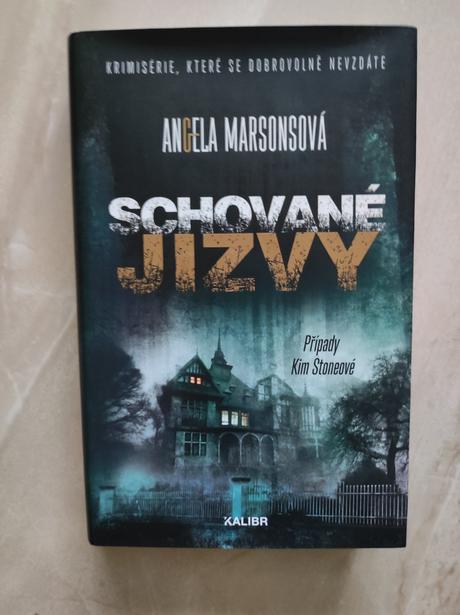 Schované jizvy, hrozivá věštba, 